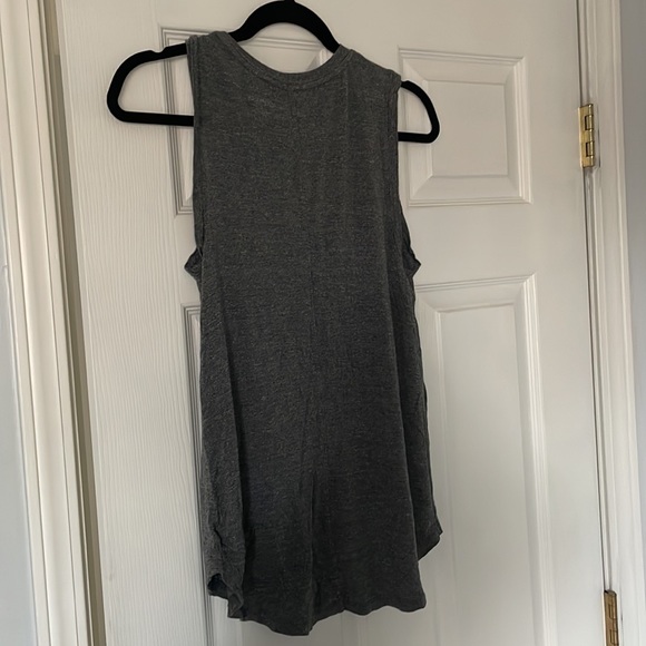 Merona Gray Tank - Picture 4 of 4